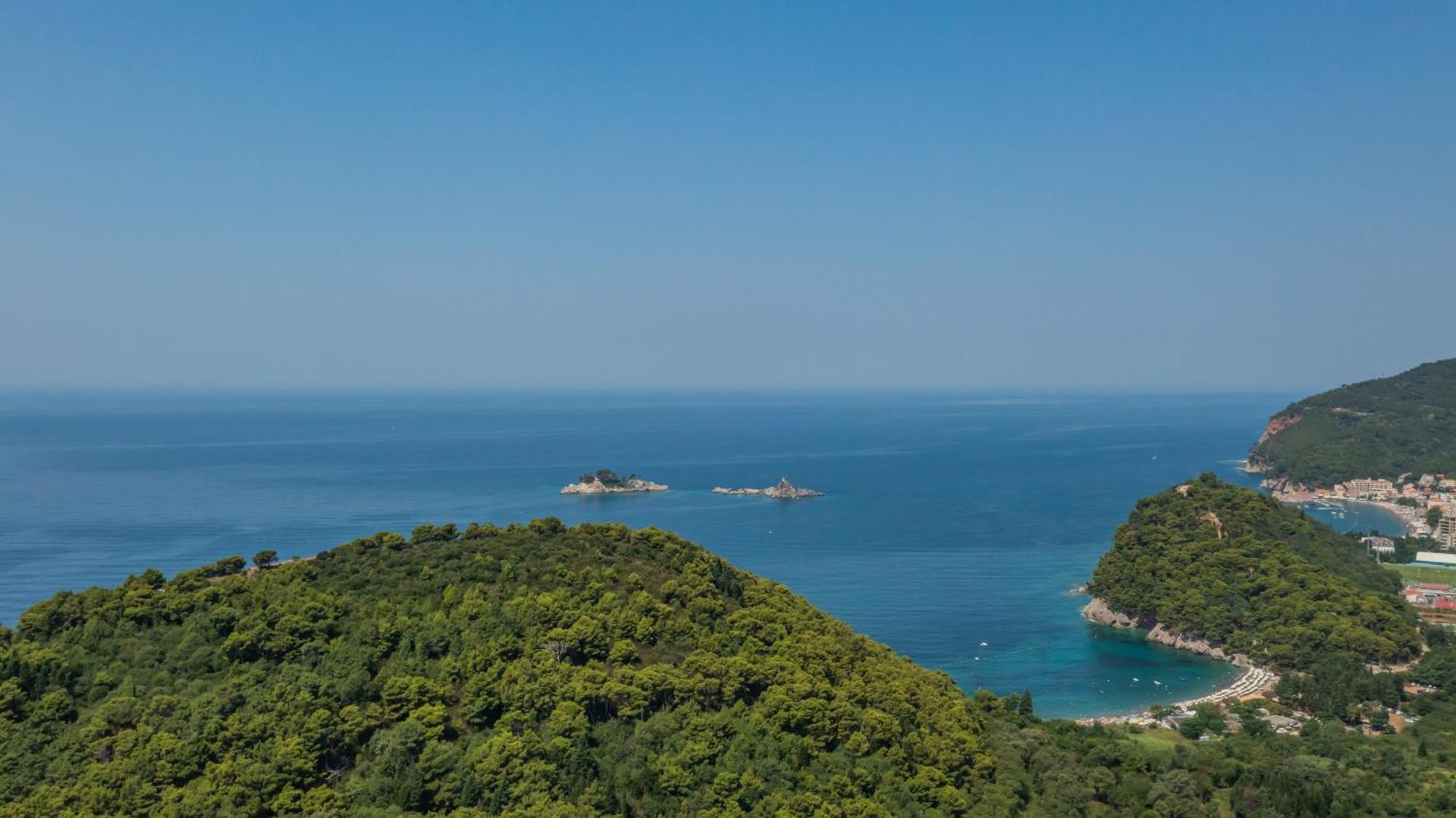 Hotel Aquilo Petrovac Eksteriør billede