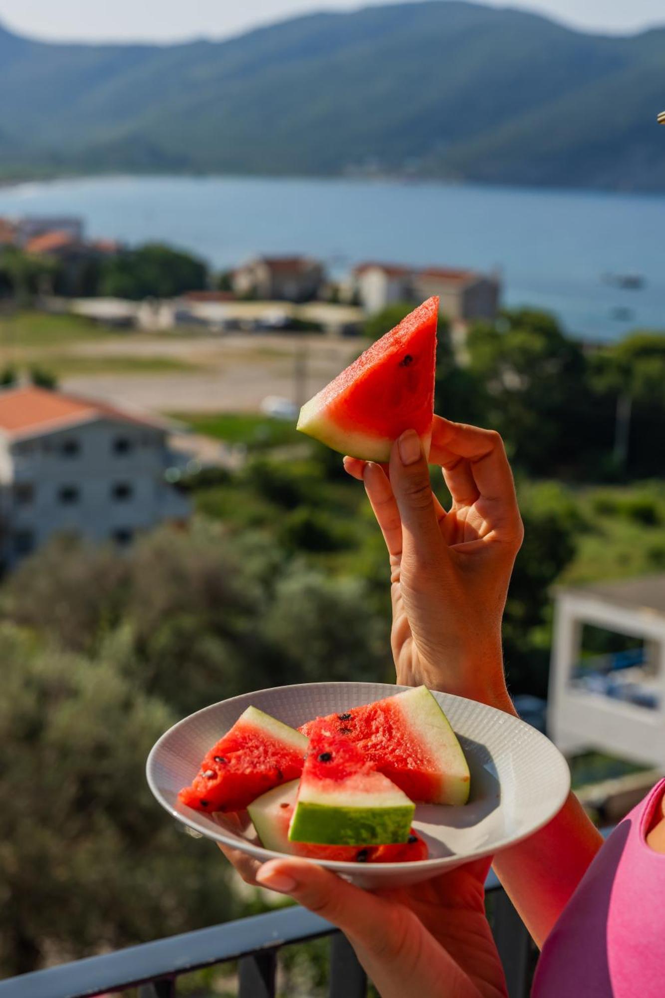 Hotel Aquilo Petrovac Eksteriør billede