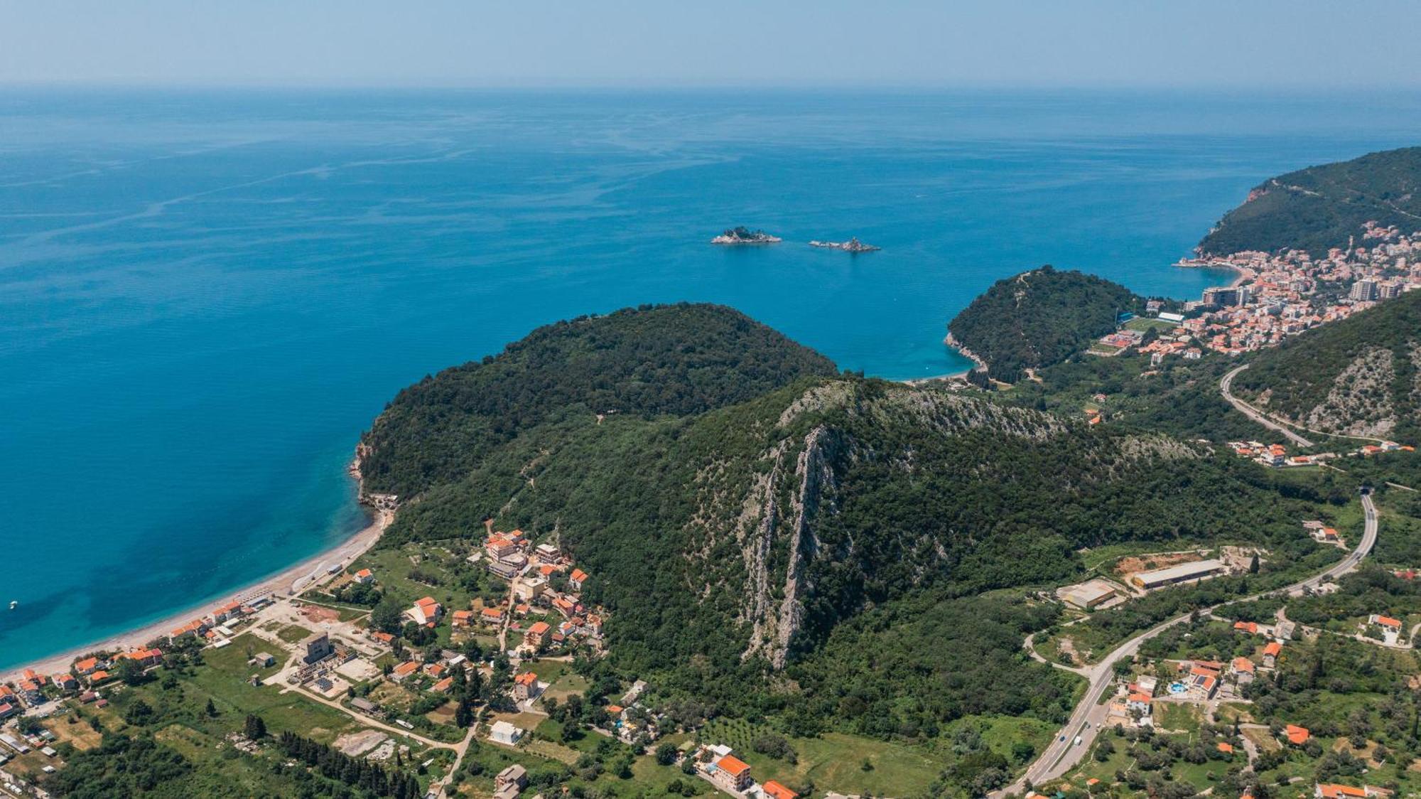 Hotel Aquilo Petrovac Eksteriør billede